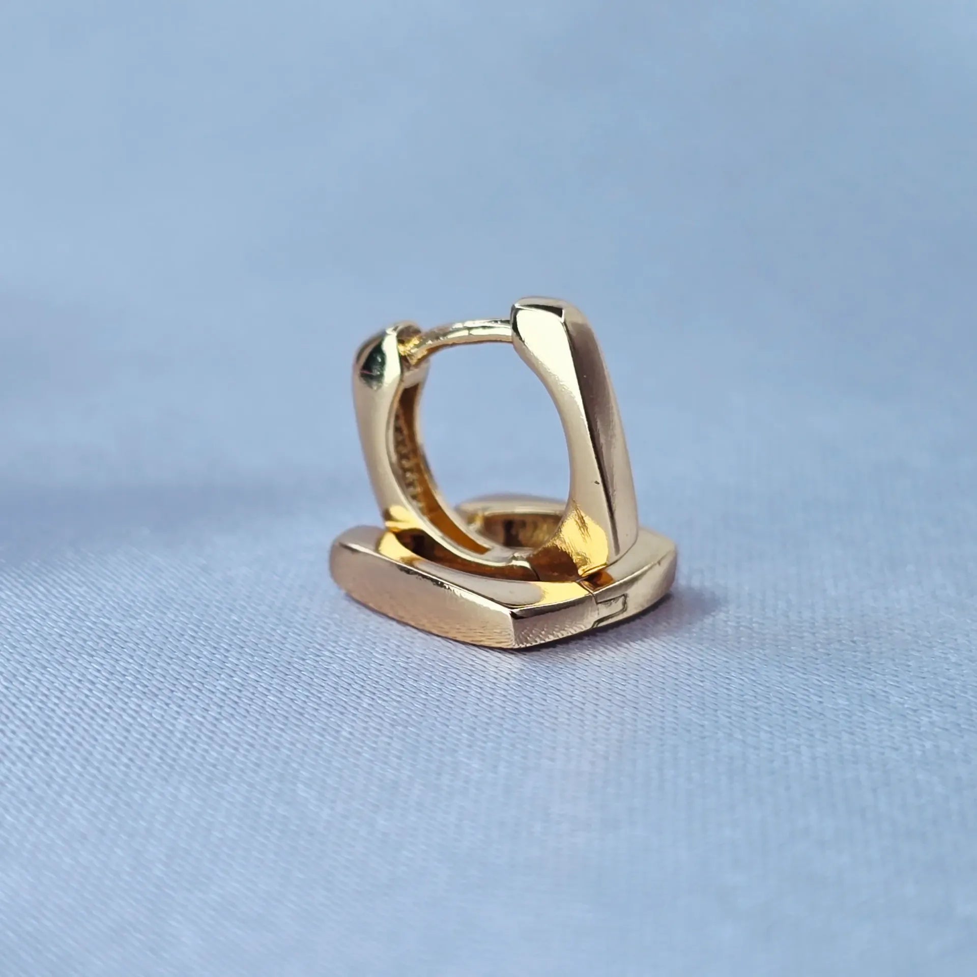 Huggie Cuadro Real de Oro