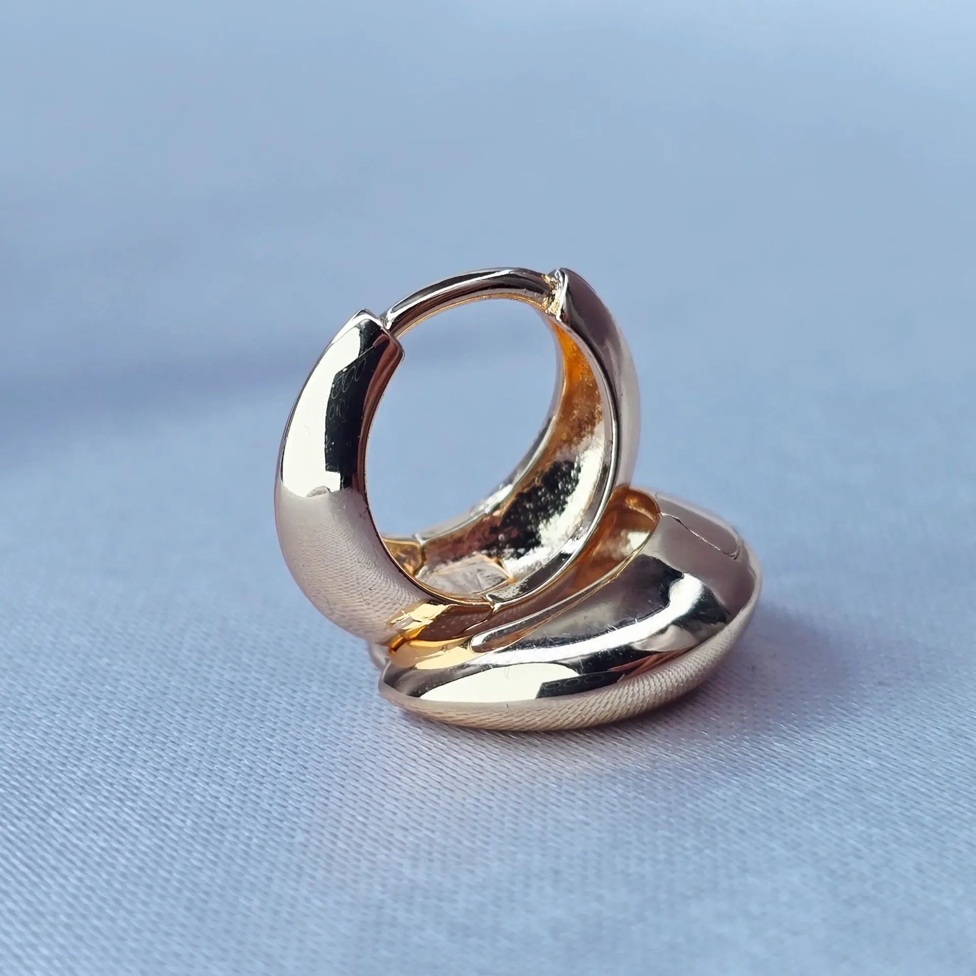 Classic & Timeless Gold Huggie